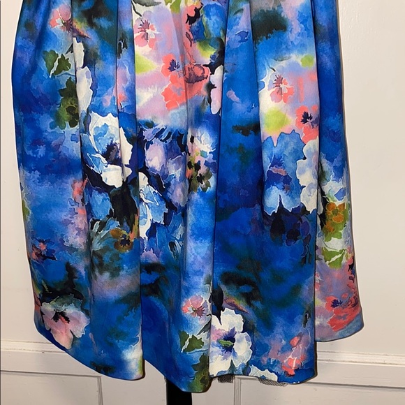 Adrianna Papell Blue Floral V-Neck Midi Sundress - Picture 6 of 8